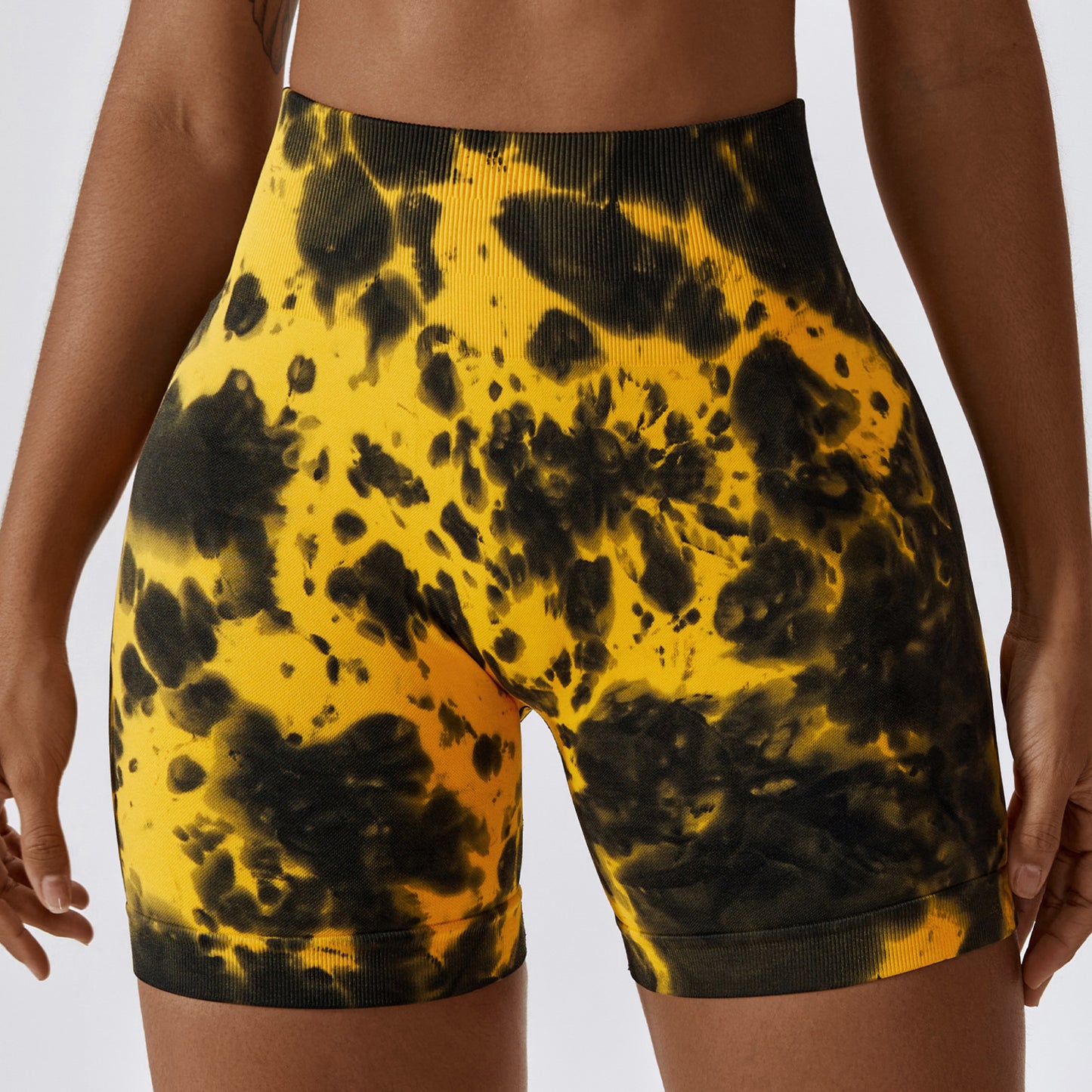 Seamless Yoga Hip Rise Shorts