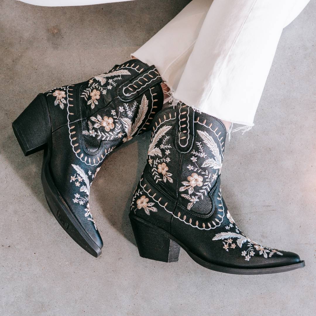 Chunky High Heel Embroidered Boots