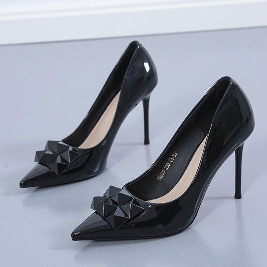 Pointed Toe Geo Heels