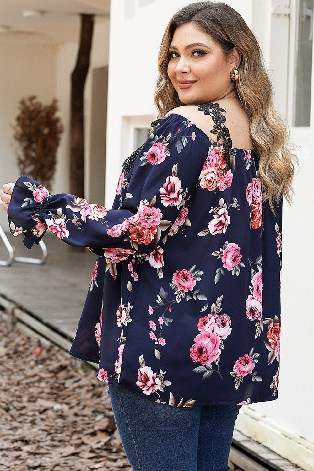 Floral Flounce Sleeve Plus Blouse