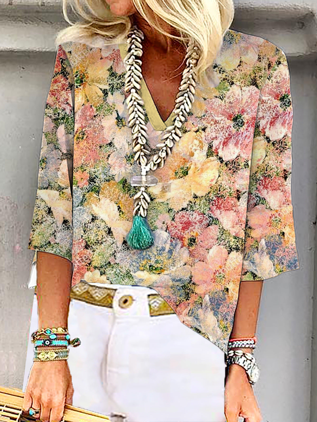 Floral V-neck Shirt