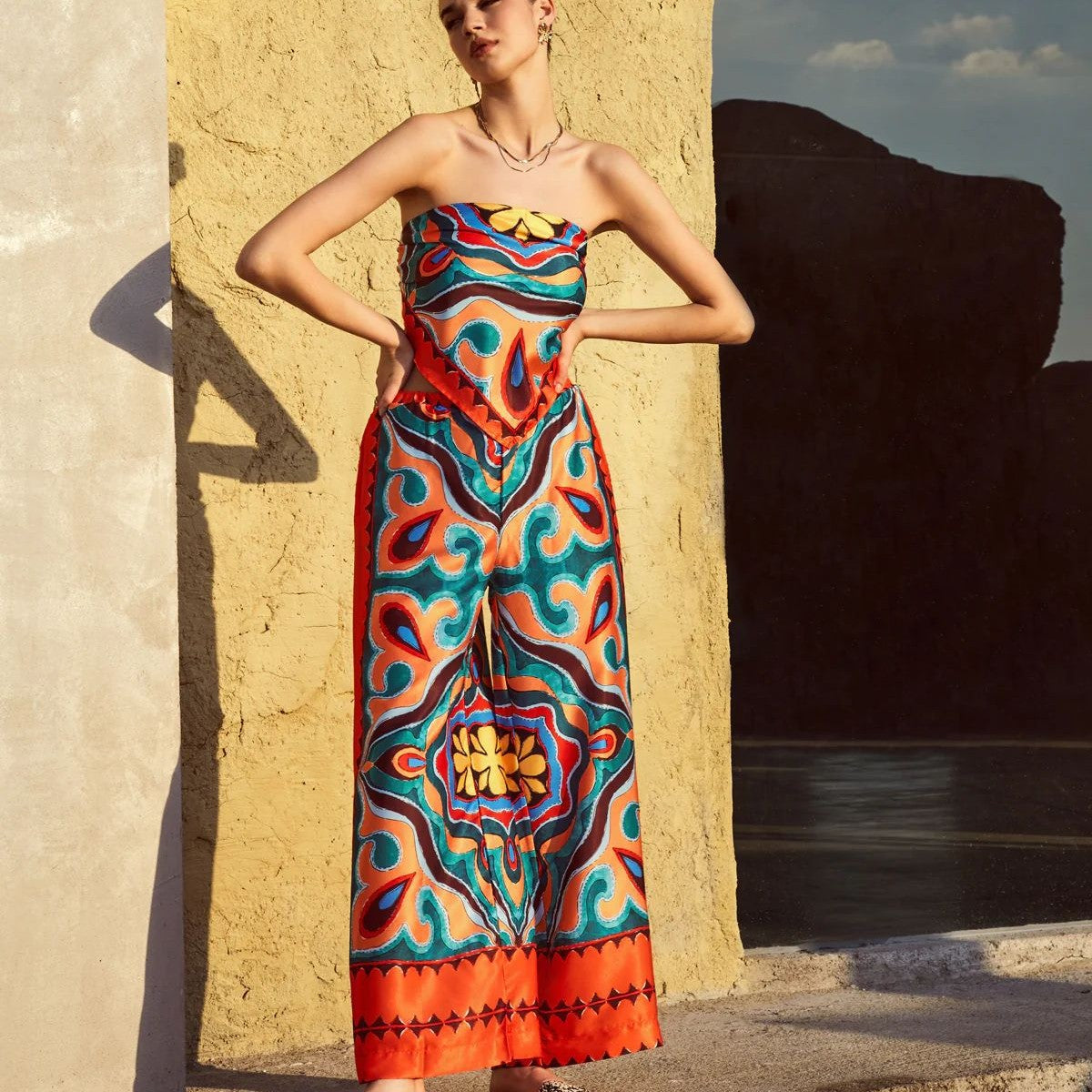 Printed Tube Top Apron Trousers Suit