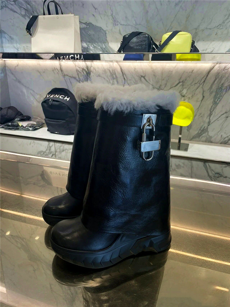 Oversized Plush Mid Length Boots