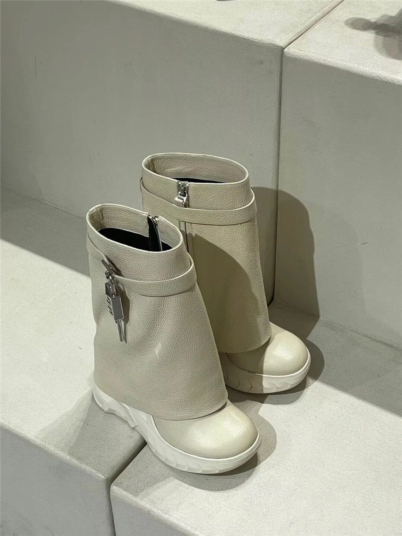 Oversized Plush Mid Length Boots